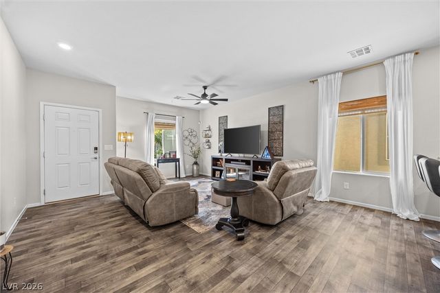 7545 Cooks Meadow Street, North Las Vegas, NV 89084