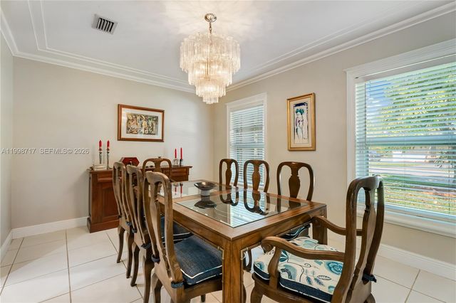 9830 SW 69th Ave, Pinecrest, FL 33156