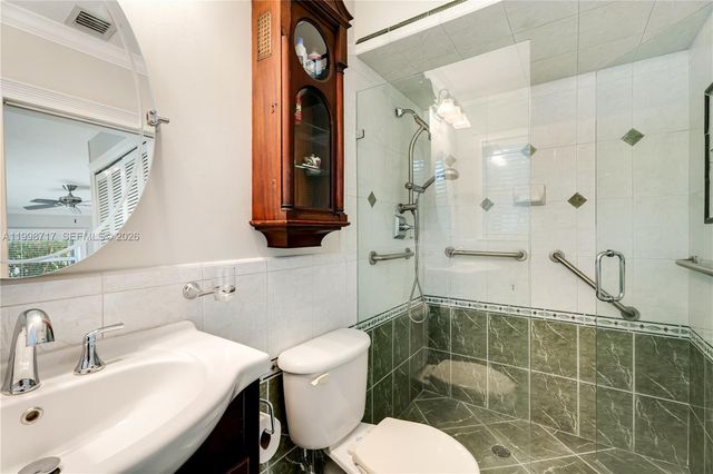 9830 SW 69th Ave, Pinecrest, FL 33156