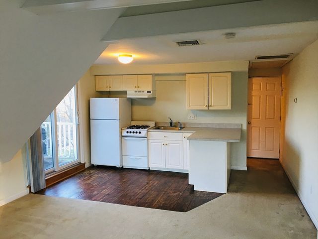 161 Cedar St 4, Milford, MA 01757