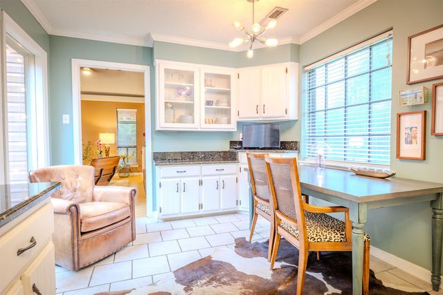 1835 BRIERBROOK RD, Germantown, TN 38138