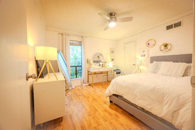 1835 BRIERBROOK RD, Germantown, TN 38138