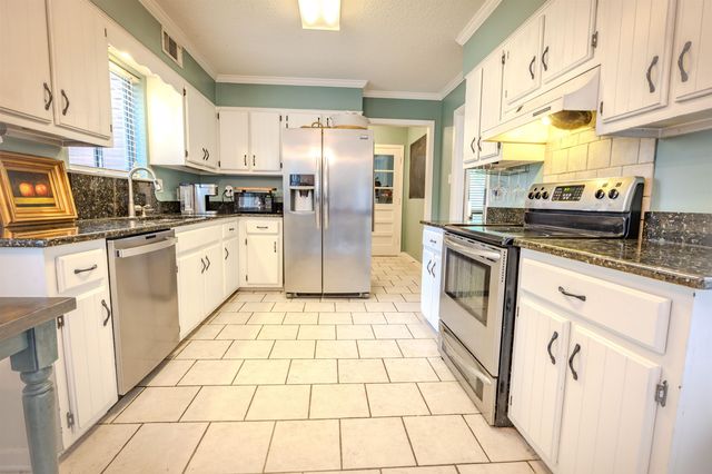 1835 BRIERBROOK RD, Germantown, TN 38138