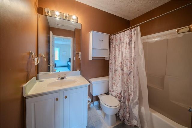 213 Manley Court, Woodstock, GA 30188