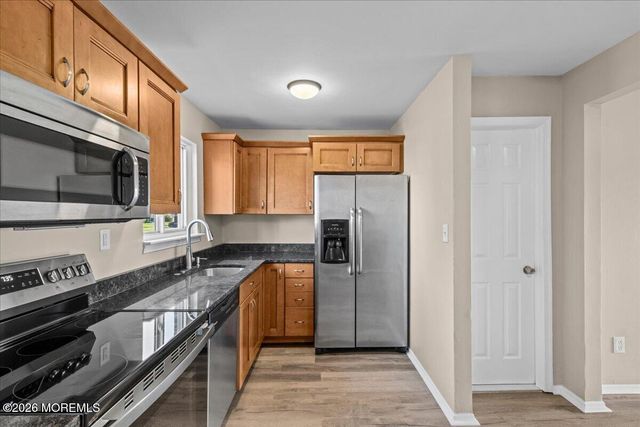 8 Primrose Lane, Brick, NJ 08724