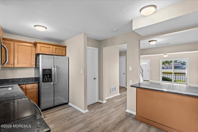 8 Primrose Lane, Brick, NJ 08724