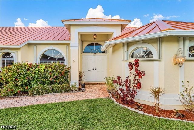1721 SW 30th TER, Cape Coral, FL 33914
