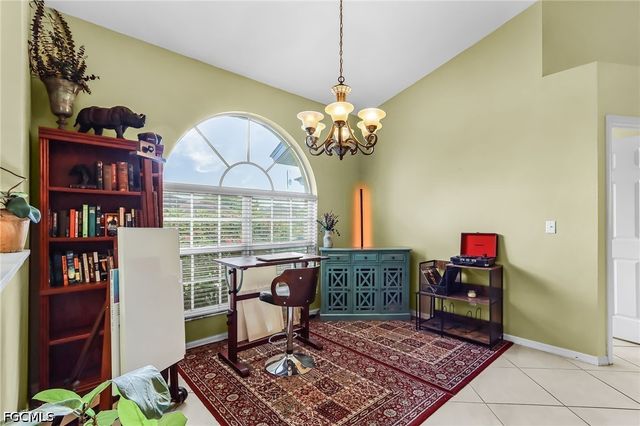 1721 SW 30th TER, Cape Coral, FL 33914