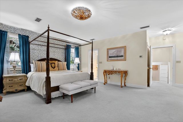 16 May St, St Augustine, FL 32084