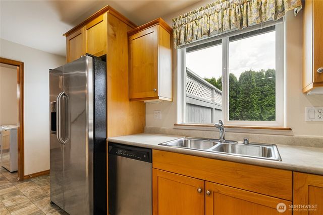 617 Sunflower Lane, Bellingham, WA 98226