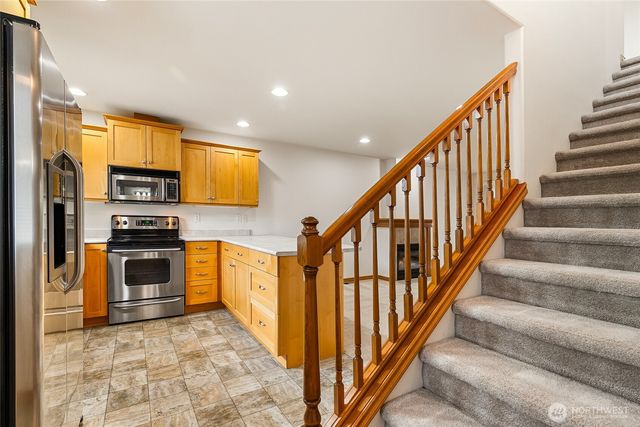 617 Sunflower Lane, Bellingham, WA 98226