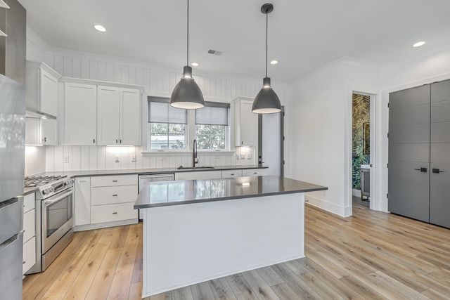 1216 Gatch Court, Mount Pleasant, SC 29464