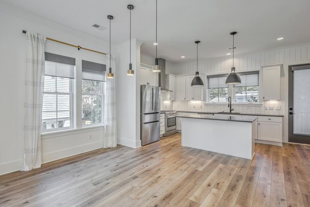 1216 Gatch Court, Mount Pleasant, SC 29464