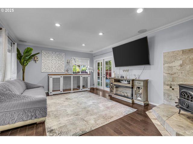 11877 Sw MORNING HILL Dr, Tigard, OR 97223