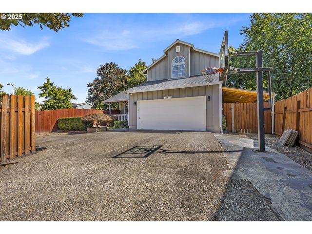 11877 Sw MORNING HILL Dr, Tigard, OR 97223