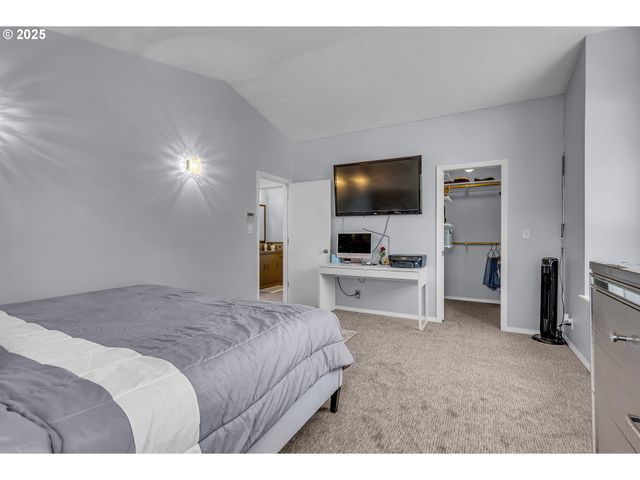 11877 Sw MORNING HILL Dr, Tigard, OR 97223
