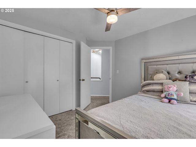 11877 Sw MORNING HILL Dr, Tigard, OR 97223