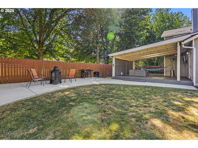 11877 Sw MORNING HILL Dr, Tigard, OR 97223