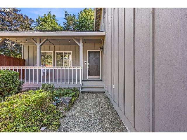 11877 Sw MORNING HILL Dr, Tigard, OR 97223