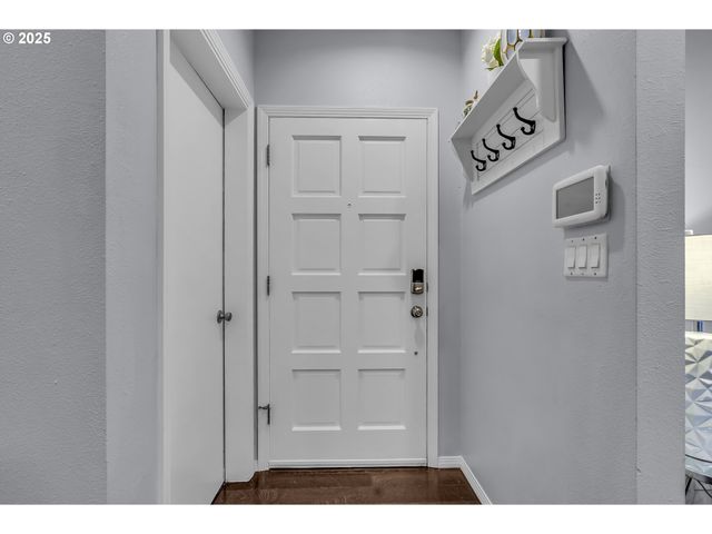 11877 Sw MORNING HILL Dr, Tigard, OR 97223