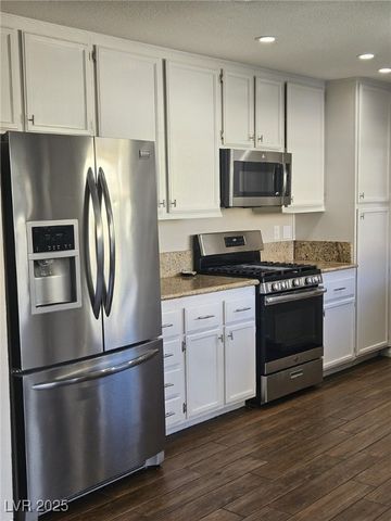 7412 Nectar Circle, Las Vegas, NV 89147