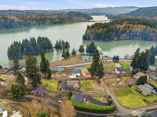 101 Lighthouse Lane, Mossyrock, WA 98564