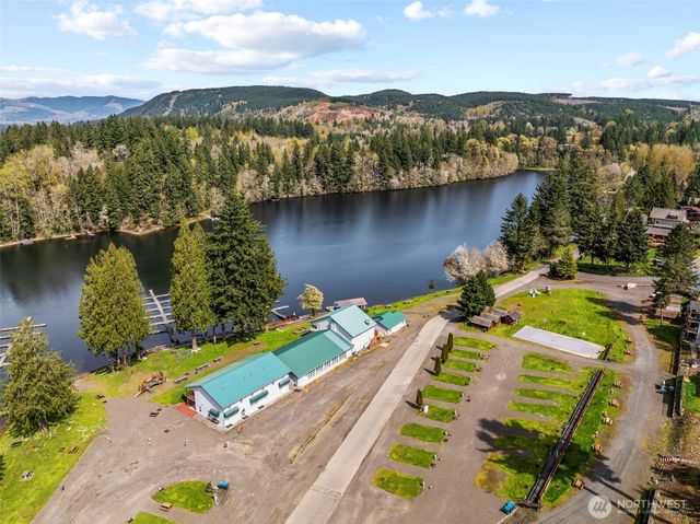 101 Lighthouse Lane, Mossyrock, WA 98564