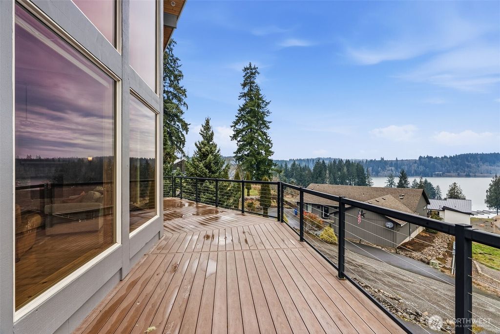 101 Lighthouse Lane, Mossyrock, WA 98564