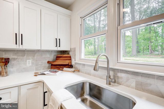 4928 EDGEWOOD RD, Doylestown, PA 18902