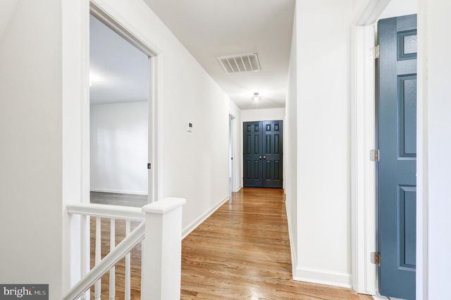 4928 EDGEWOOD RD, Doylestown, PA 18902