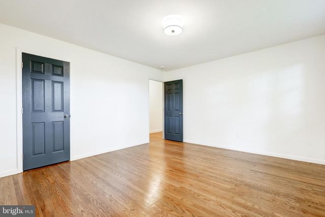 4928 EDGEWOOD RD, Doylestown, PA 18902