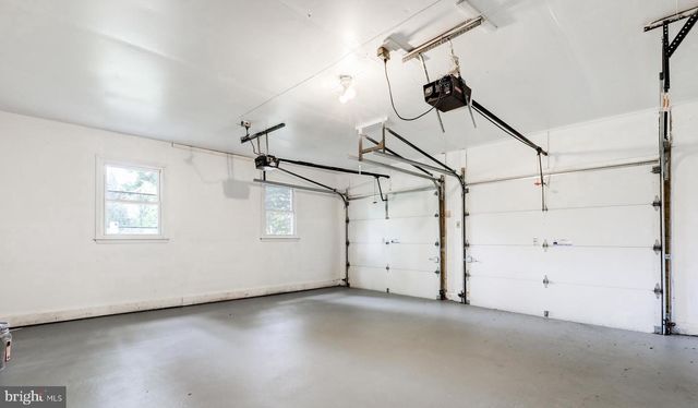 4928 EDGEWOOD RD, Doylestown, PA 18902