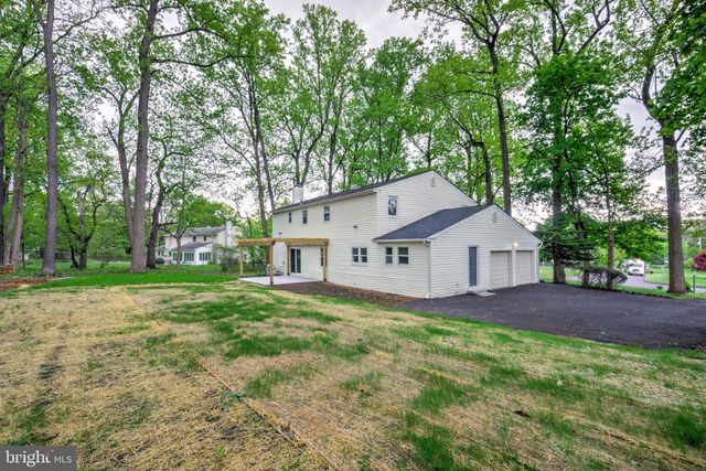 4928 EDGEWOOD RD, Doylestown, PA 18902