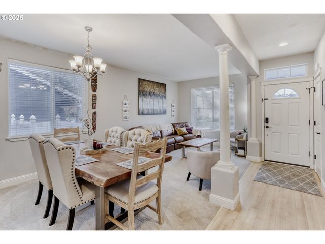 821 N 27TH Ave, Cornelius, OR 97113