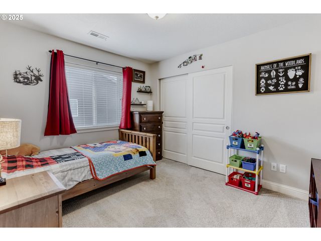 821 N 27TH Ave, Cornelius, OR 97113