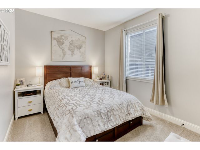 821 N 27TH Ave, Cornelius, OR 97113