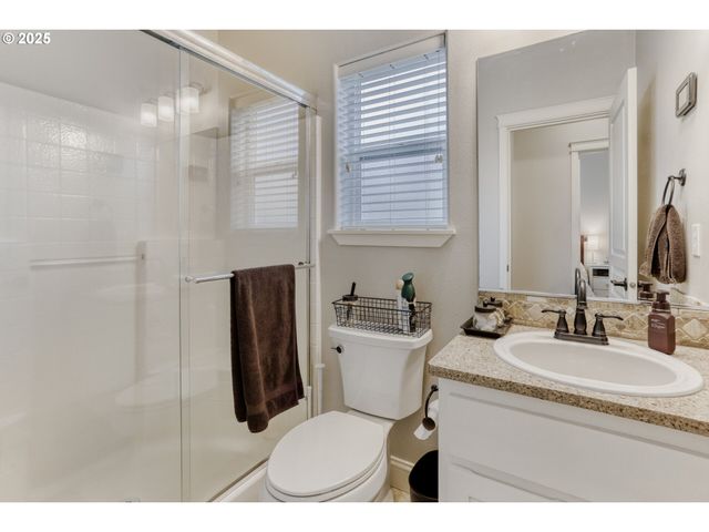 821 N 27TH Ave, Cornelius, OR 97113