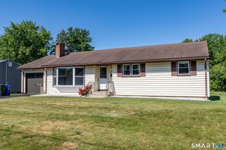 17 School House Road, Newington, CT 06111