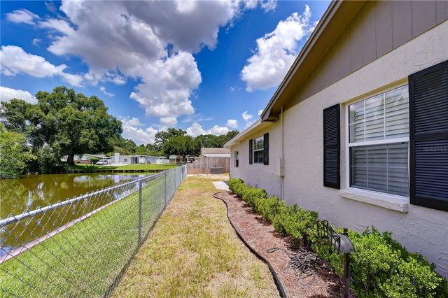 2101 W HAMILTON AVENUE, Tampa, FL 33604