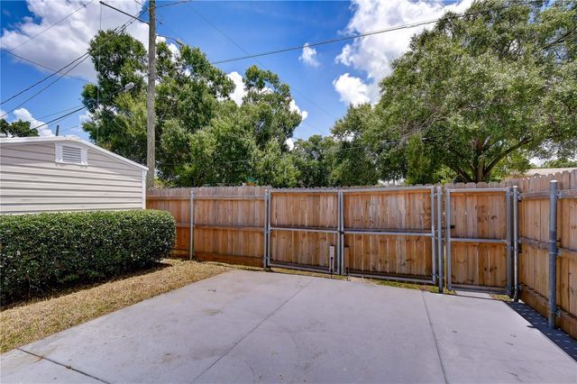 2101 W HAMILTON AVENUE, Tampa, FL 33604