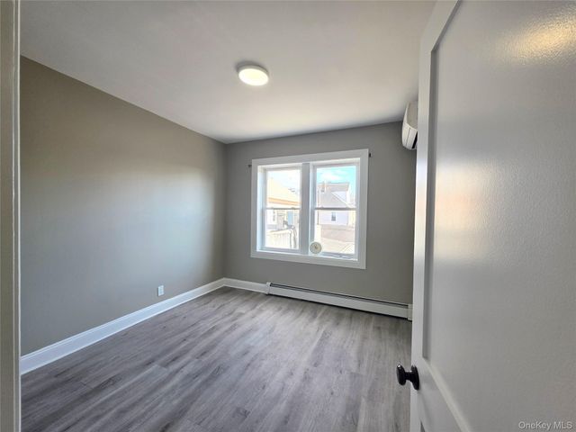 147 Jericho Turnpike 2, Mineola, NY 11501