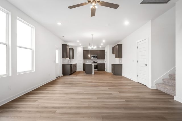 1972 Boger Drive, White House, TN 37188