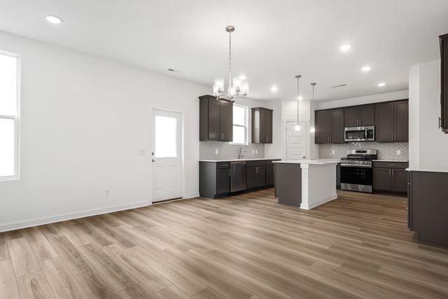 1972 Boger Drive, White House, TN 37188