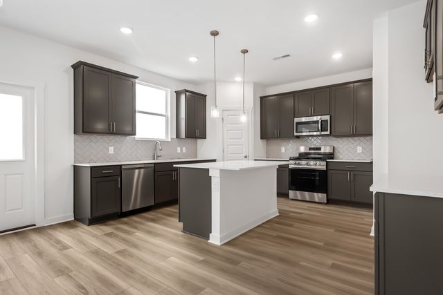 1972 Boger Drive, White House, TN 37188