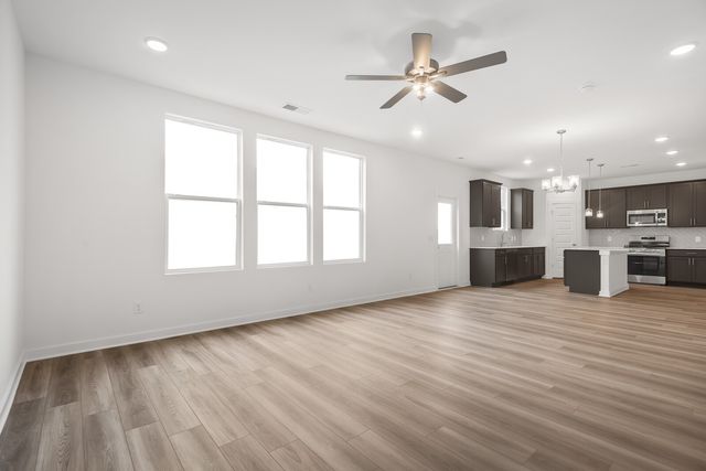 1972 Boger Drive, White House, TN 37188