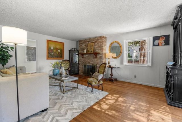17088 Summit Way, Los Gatos, CA 95030