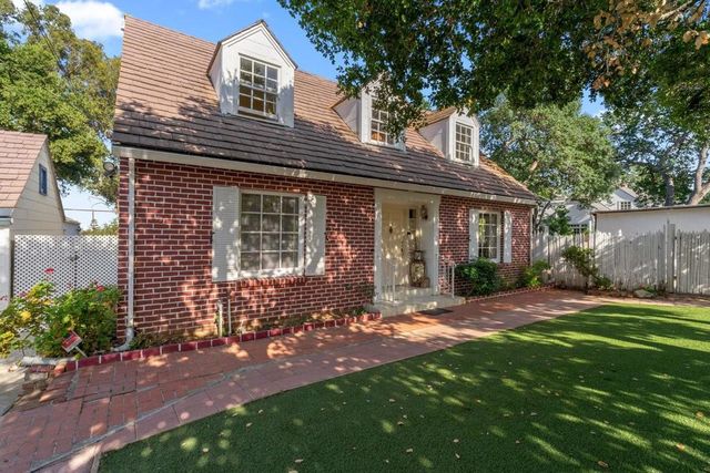 17088 Summit Way, Los Gatos, CA 95030