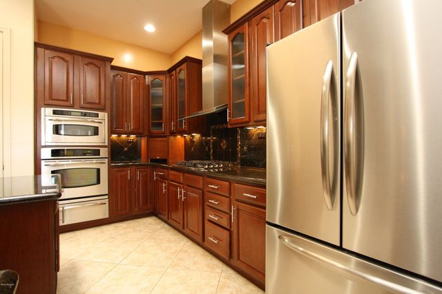 12678 N Yellow Bird Road, Oro Valley, AZ 85755