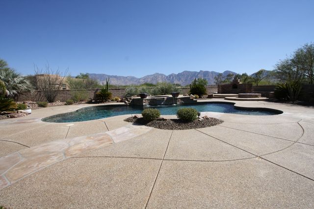 12678 N Yellow Bird Road, Oro Valley, AZ 85755