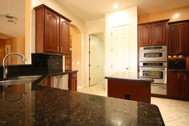 12678 N Yellow Bird Road, Oro Valley, AZ 85755